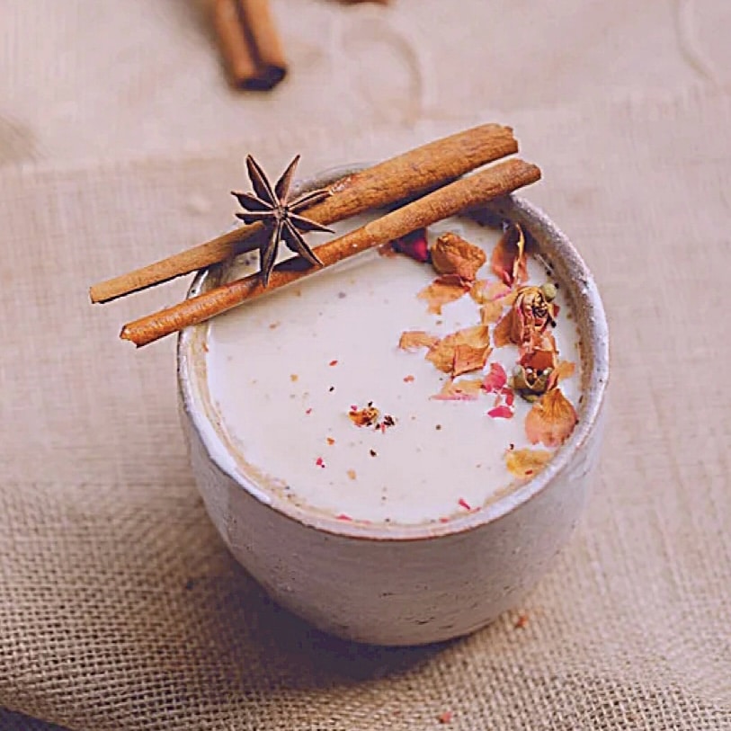 Artisan teh tarik welcomes ‘Pink Chai’ for chai lovers